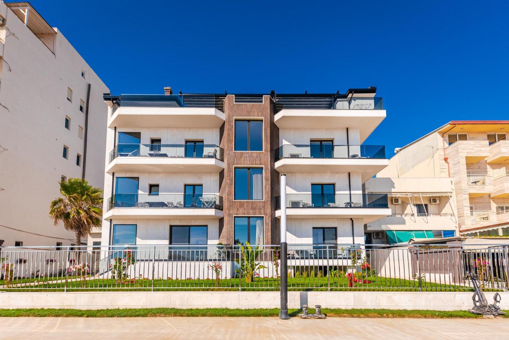 Sea View Eldo Holiday home *