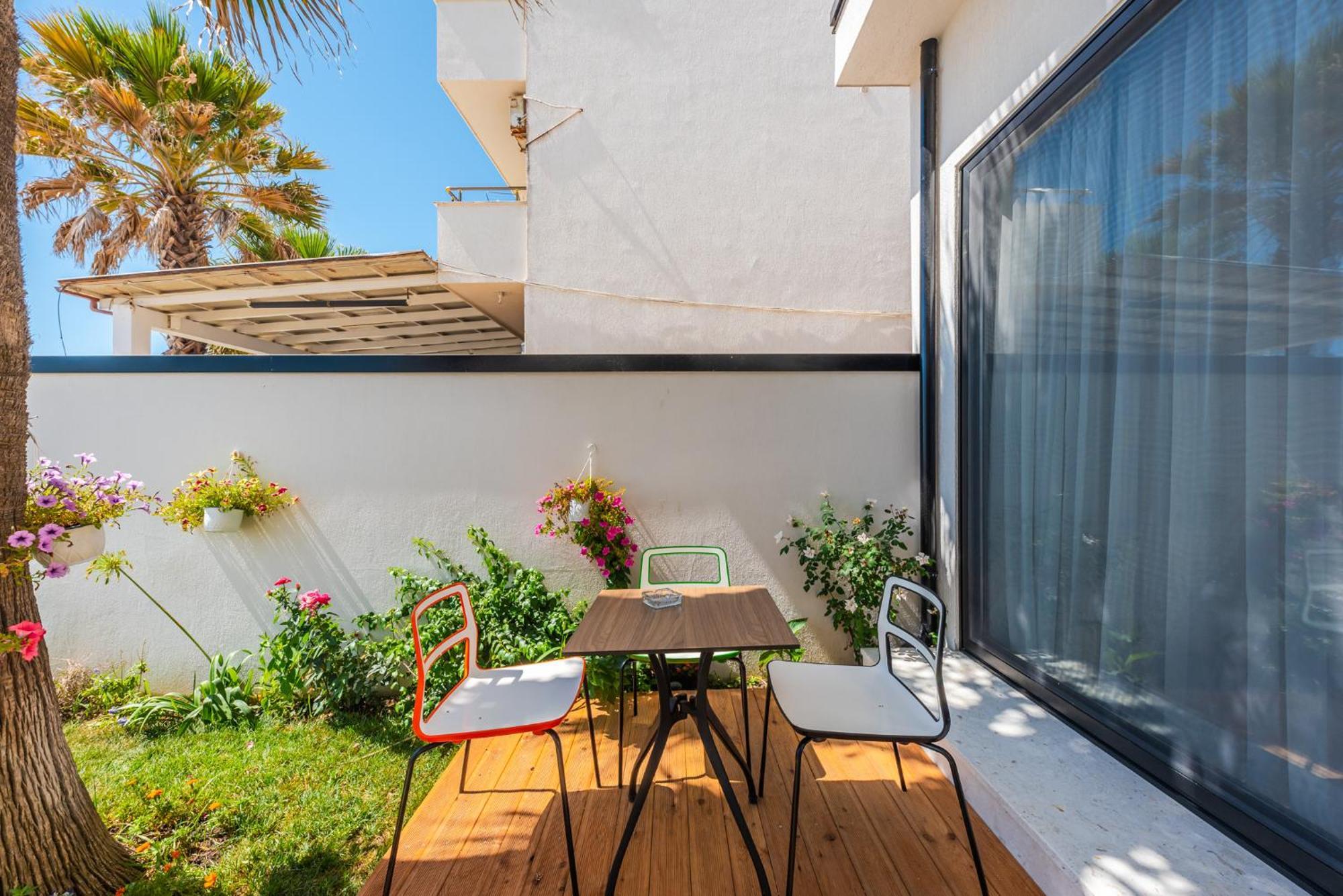 Sea View Eldo Holiday home *
