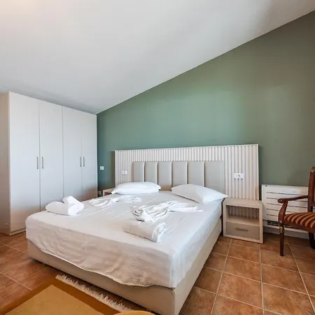Sea View Apartments Eldo Durrës Habitación foto