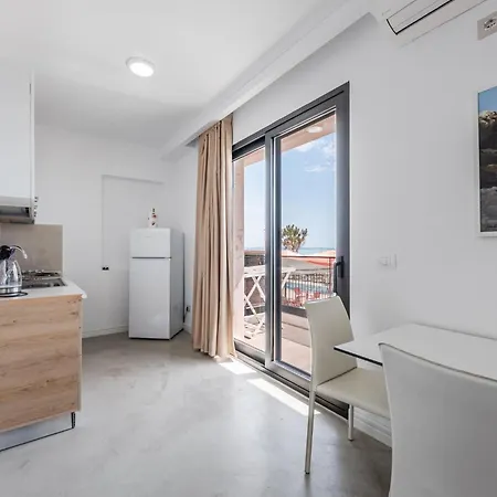 Sea View Apartments Eldo Durrës Habitación foto